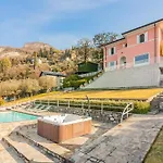 La Perledina וילה